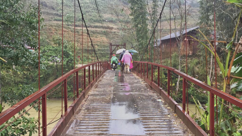 Punte que hay que atravesar durante el trekking en Sapa