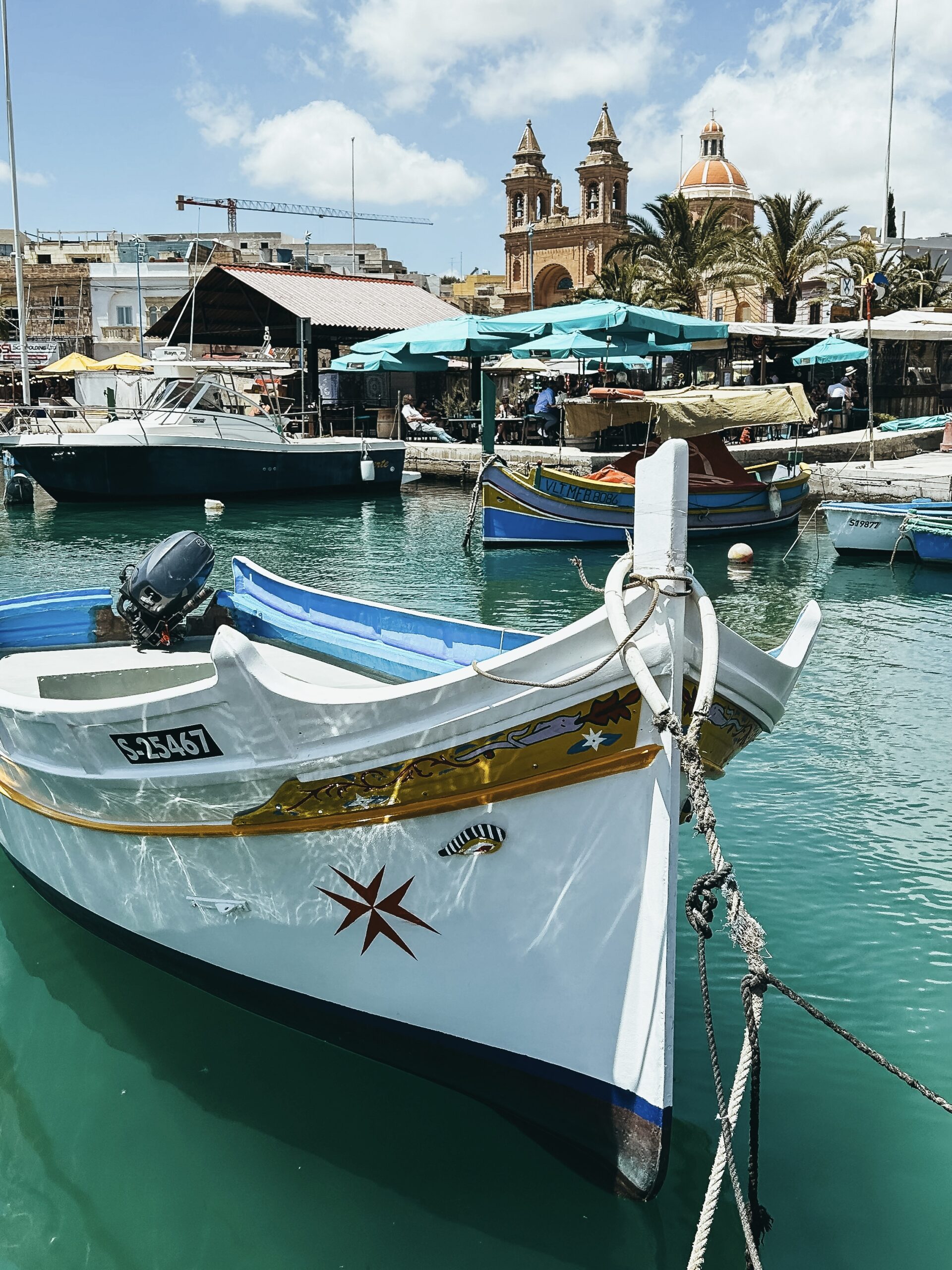 Embarcaciones en el puerto de Marsaxlokk