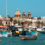 Imagen de Marsaxlokk un pueblo pesquero con mucha vida en la costas de Malta