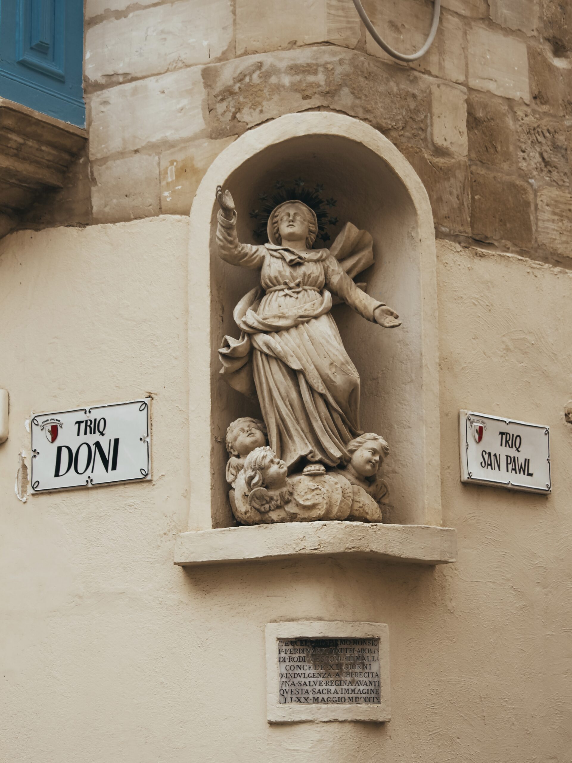 Estatuas en las fachadas