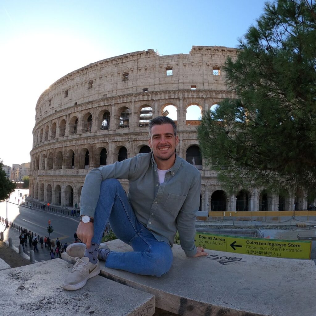 El coliseo romano es una de las maravillas del mundo