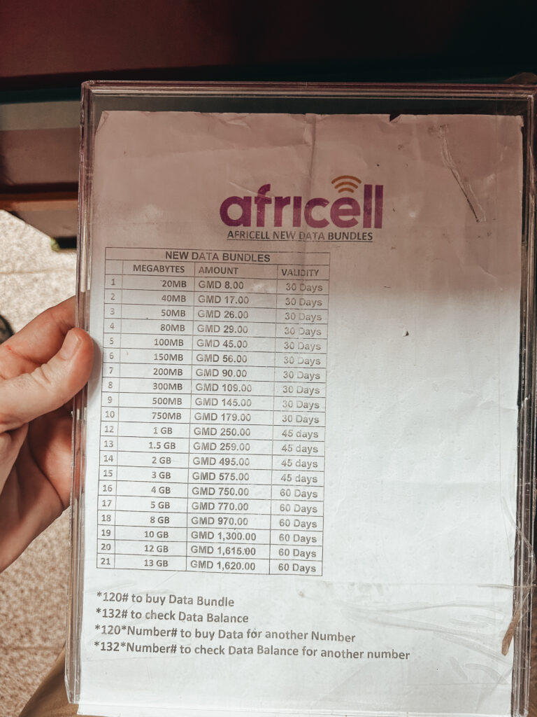 Los precios de las Sim Cards de africell en el aeropuerto de Gambia