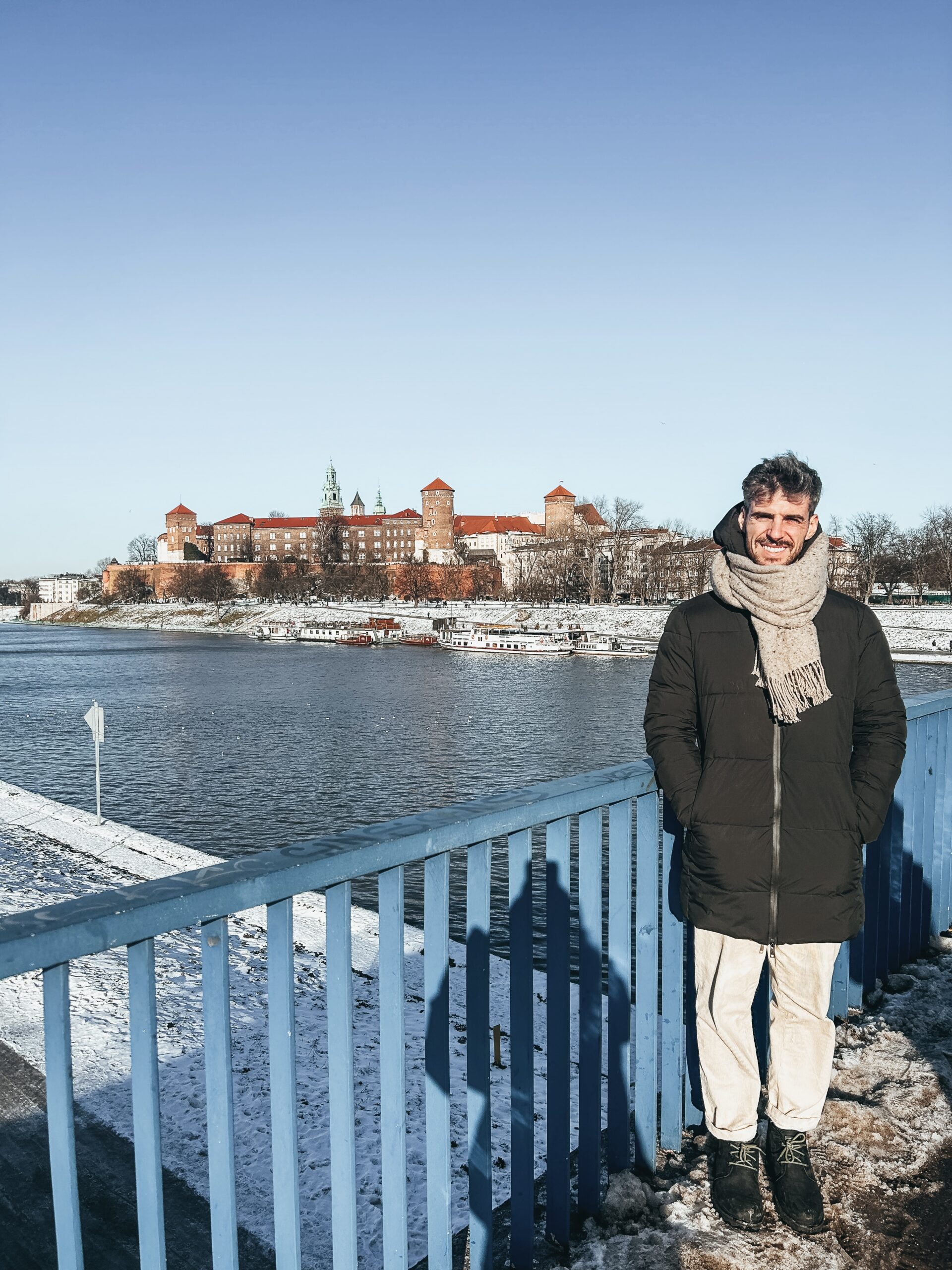 Posando con el castillo de Wawel