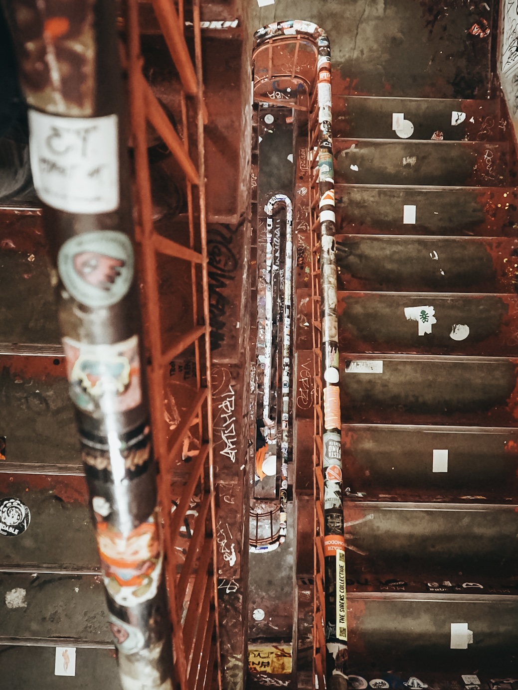 Escalera que se sitúa en Dead Chicken Alley