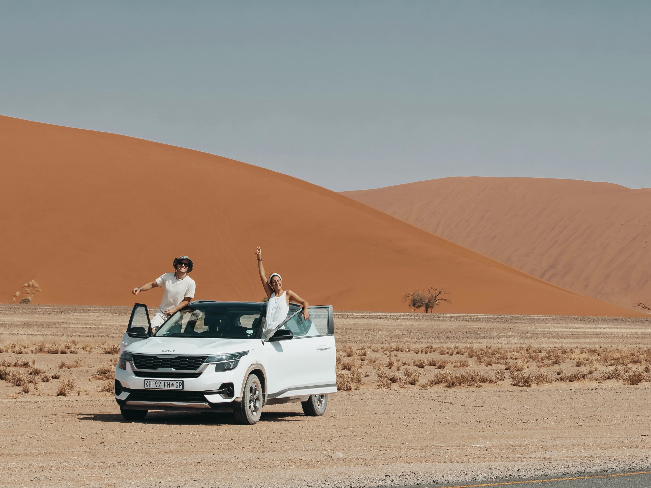 Equipo de Pasaporte a Marte en el desierto del Namib