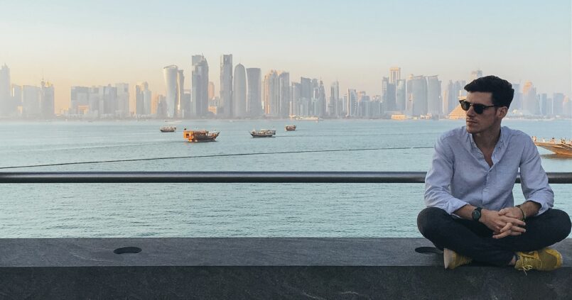 Foto del skyline de Doha desde el Museo Nacional de Qatar
