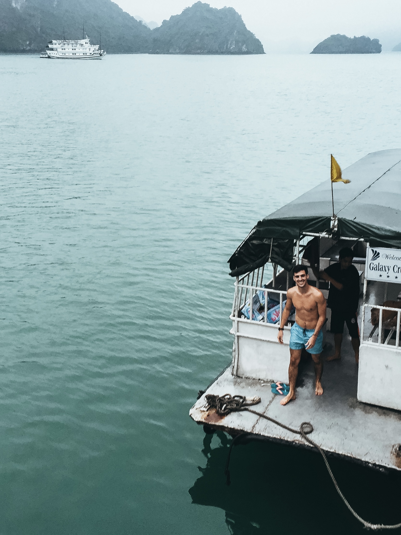 Bañándome en Ha Long