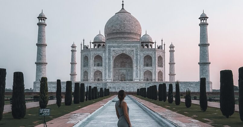 Noelia en el Taj Mahal