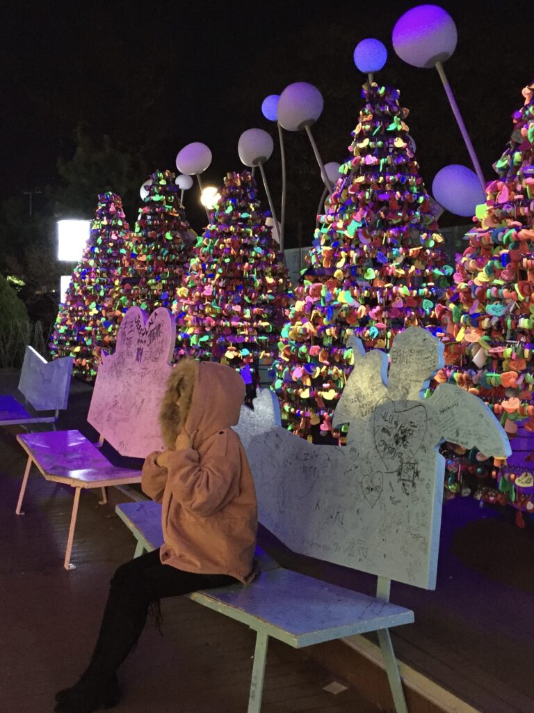 Candados de amor al lado de la Namsan Tower