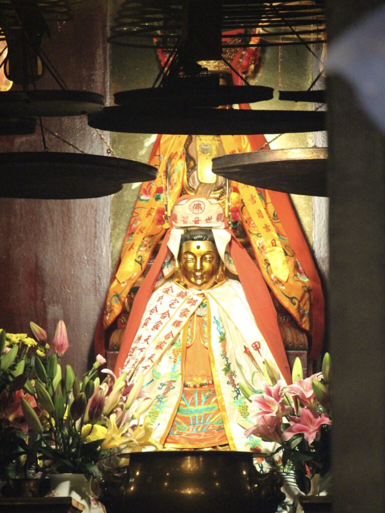 Man Mo Temple, uno de los templos más antiguos de la ciudad